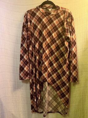 Cato Asymmetrical high low long sleeve Plaid Tunic size 18/20 fall/winter-I